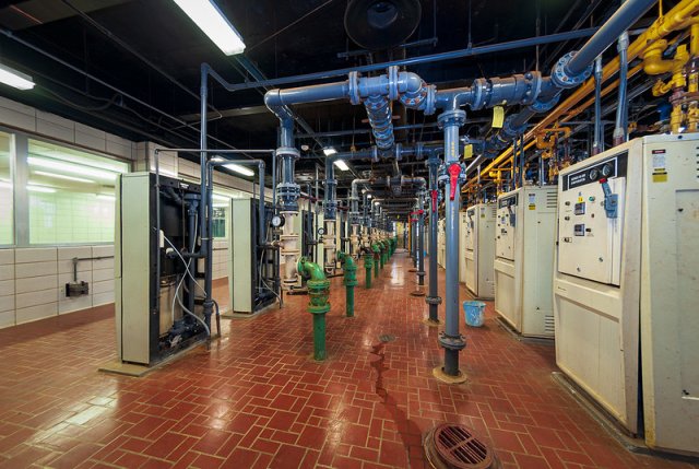 Pipes and monitors at the Washington Aqueduct